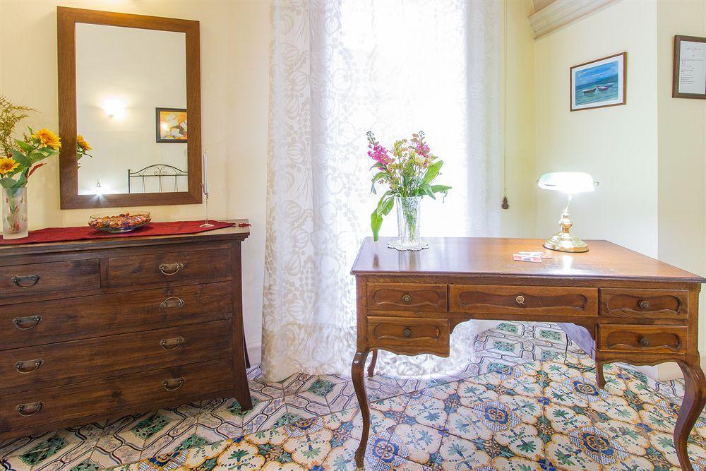 B&B Casa Li Santi Lecce Buitenkant foto