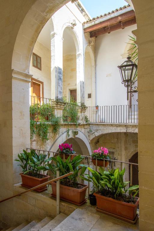 B&B Casa Li Santi Lecce Buitenkant foto
