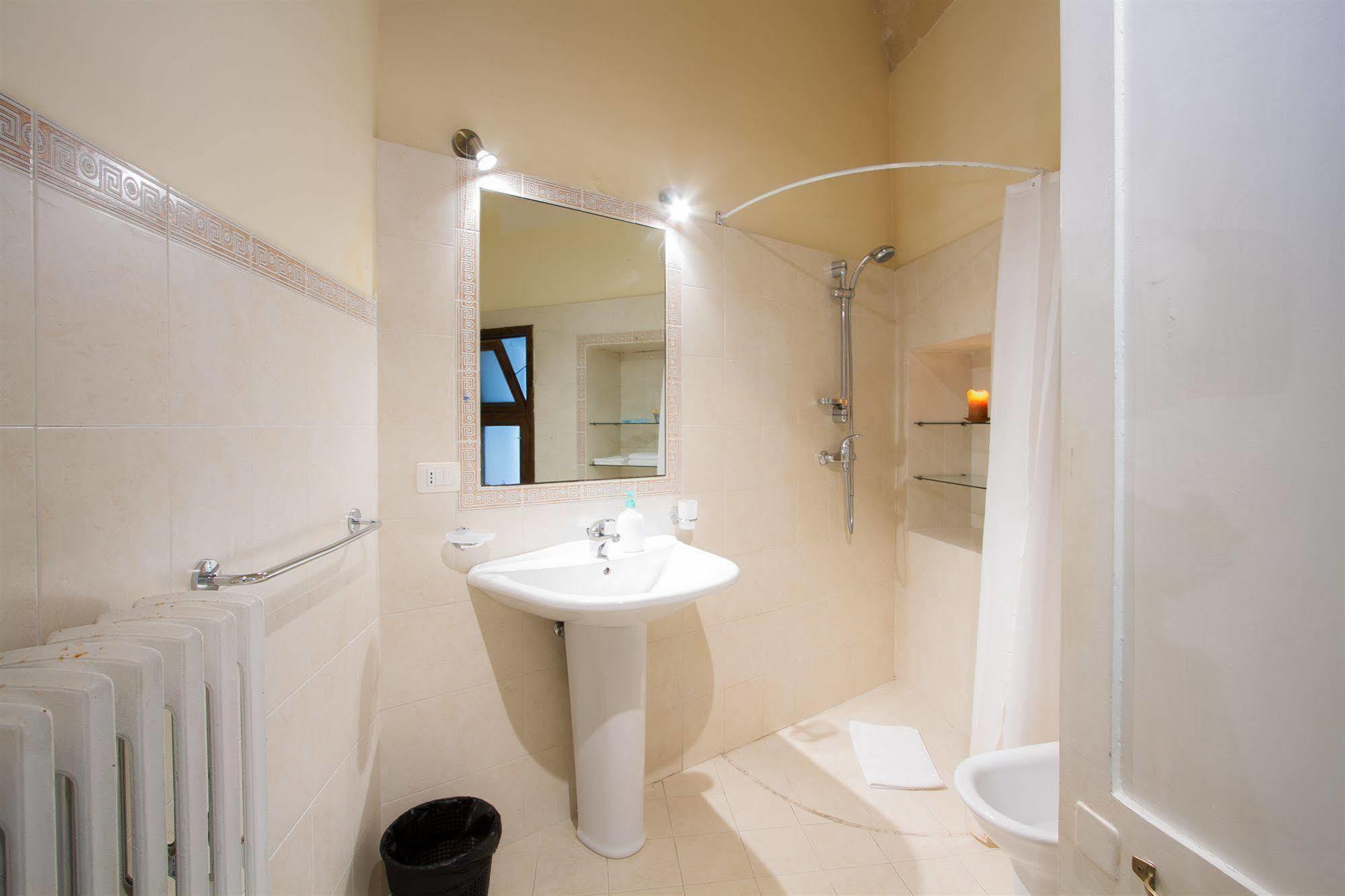 B&B Casa Li Santi Lecce Buitenkant foto