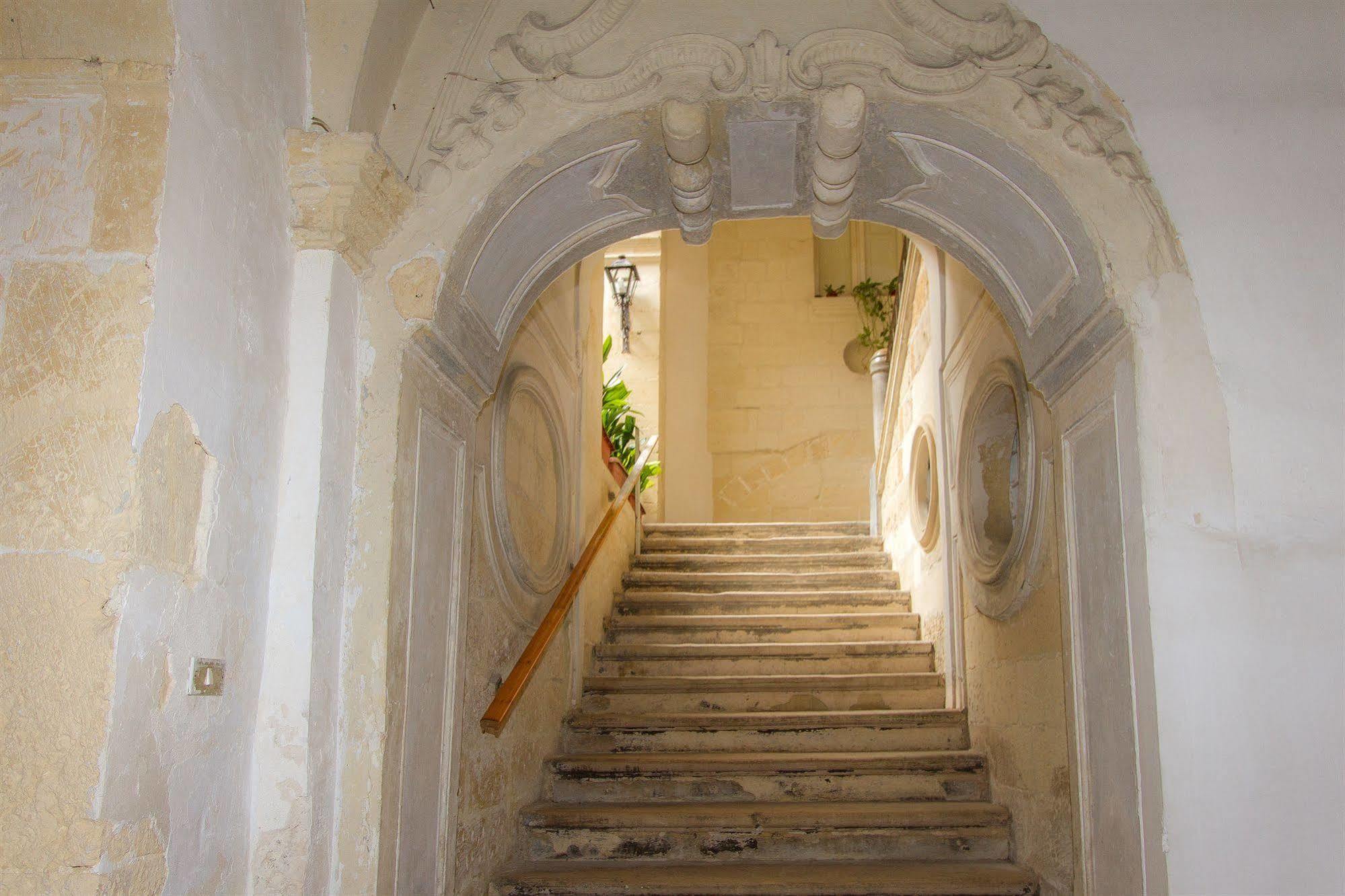 B&B Casa Li Santi Lecce Buitenkant foto